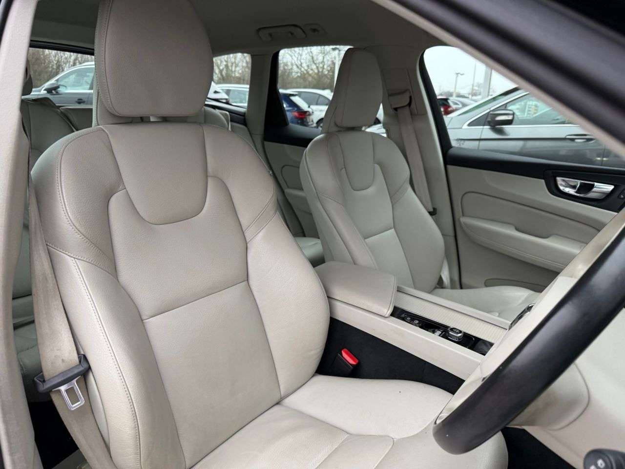 2018 VOLVO XC60 2018 VOLVO XC60