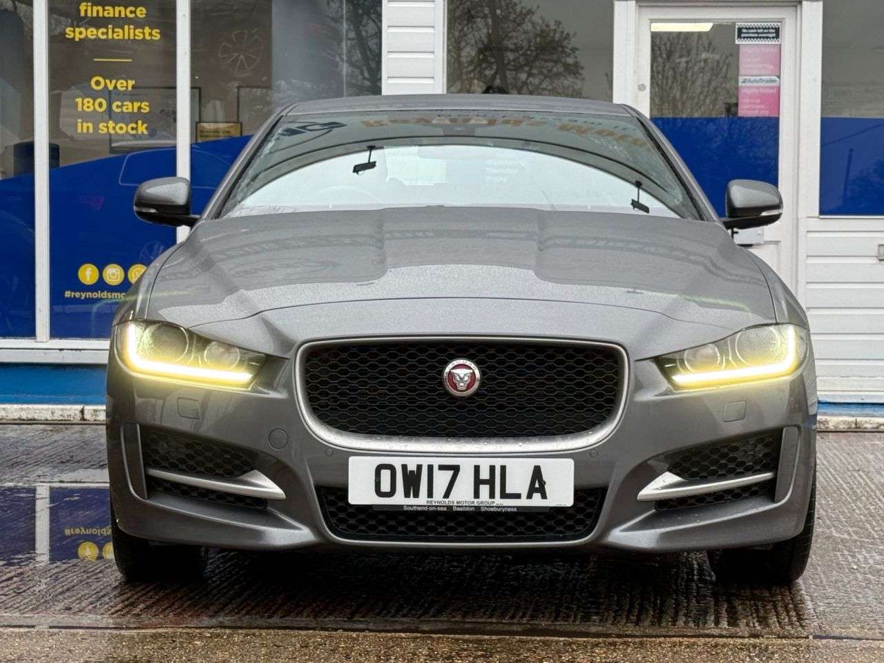 A 2017 JAGUAR XE 2.0d R-Sport Saloon 4dr Diesel Auto AWD Euro 6 (s/s) (240 ps) FULL LEATHER A 2017 JAGUAR XE 2.0d R-Sport Saloon 4dr Diesel Auto AWD Euro 6 (s/s) (240 ps) FULL LEATHER