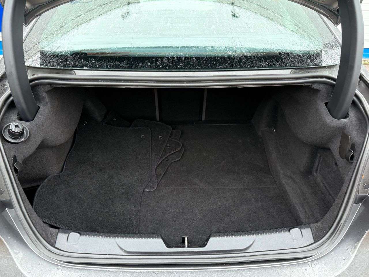 2017 JAGUAR XE 2017 JAGUAR XE