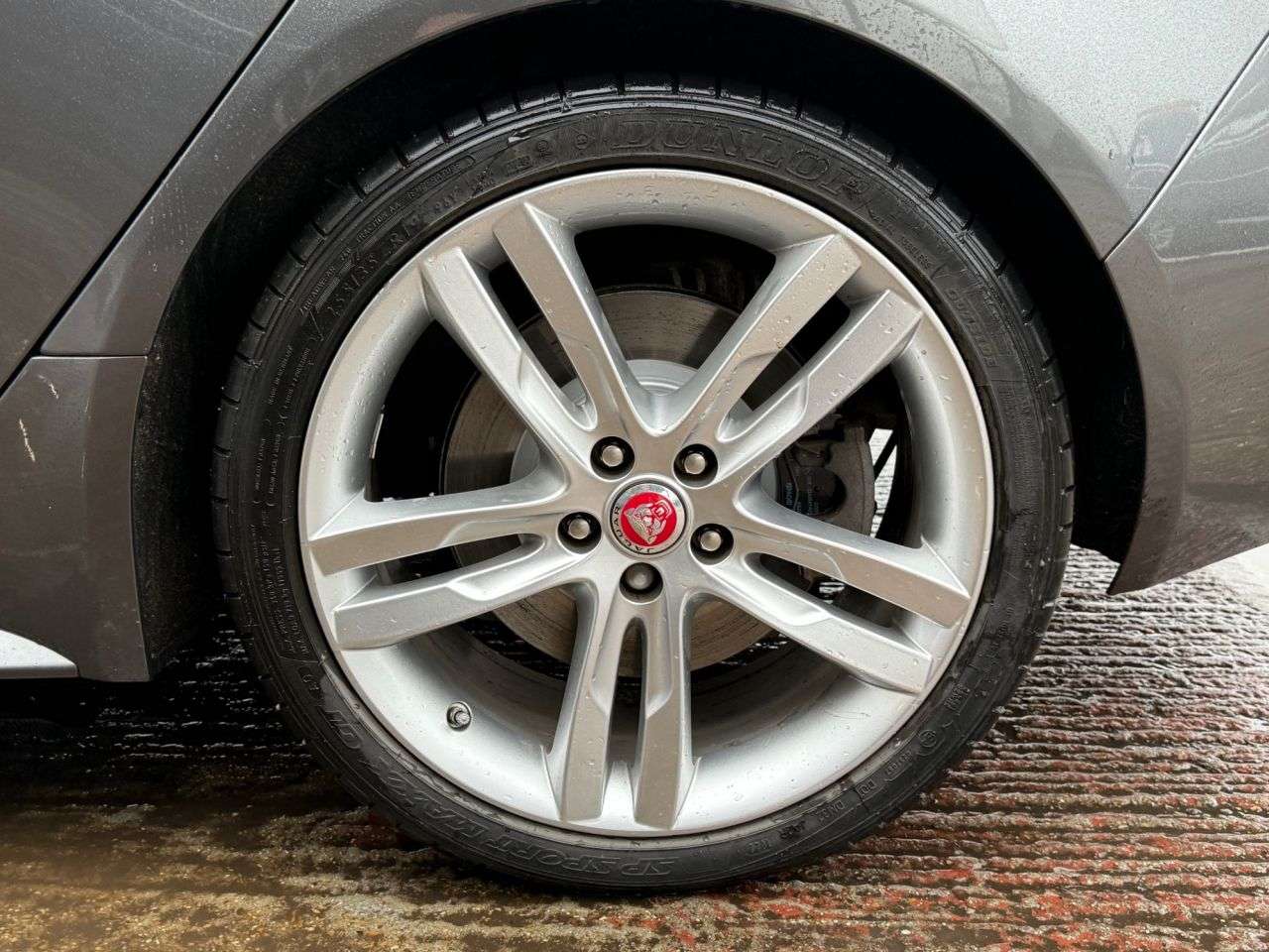 2017 JAGUAR XE 2017 JAGUAR XE