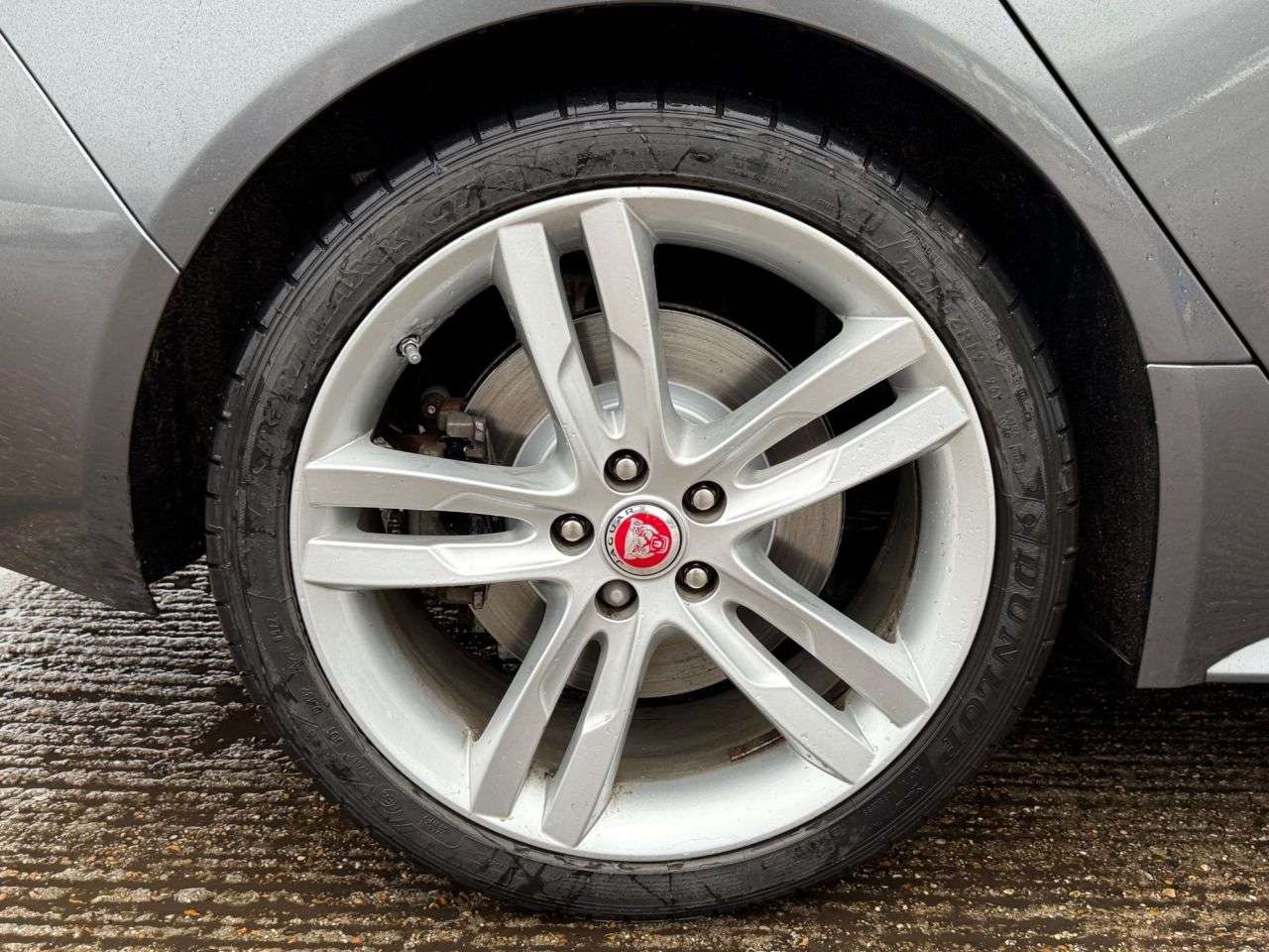 2017 JAGUAR XE 2017 JAGUAR XE