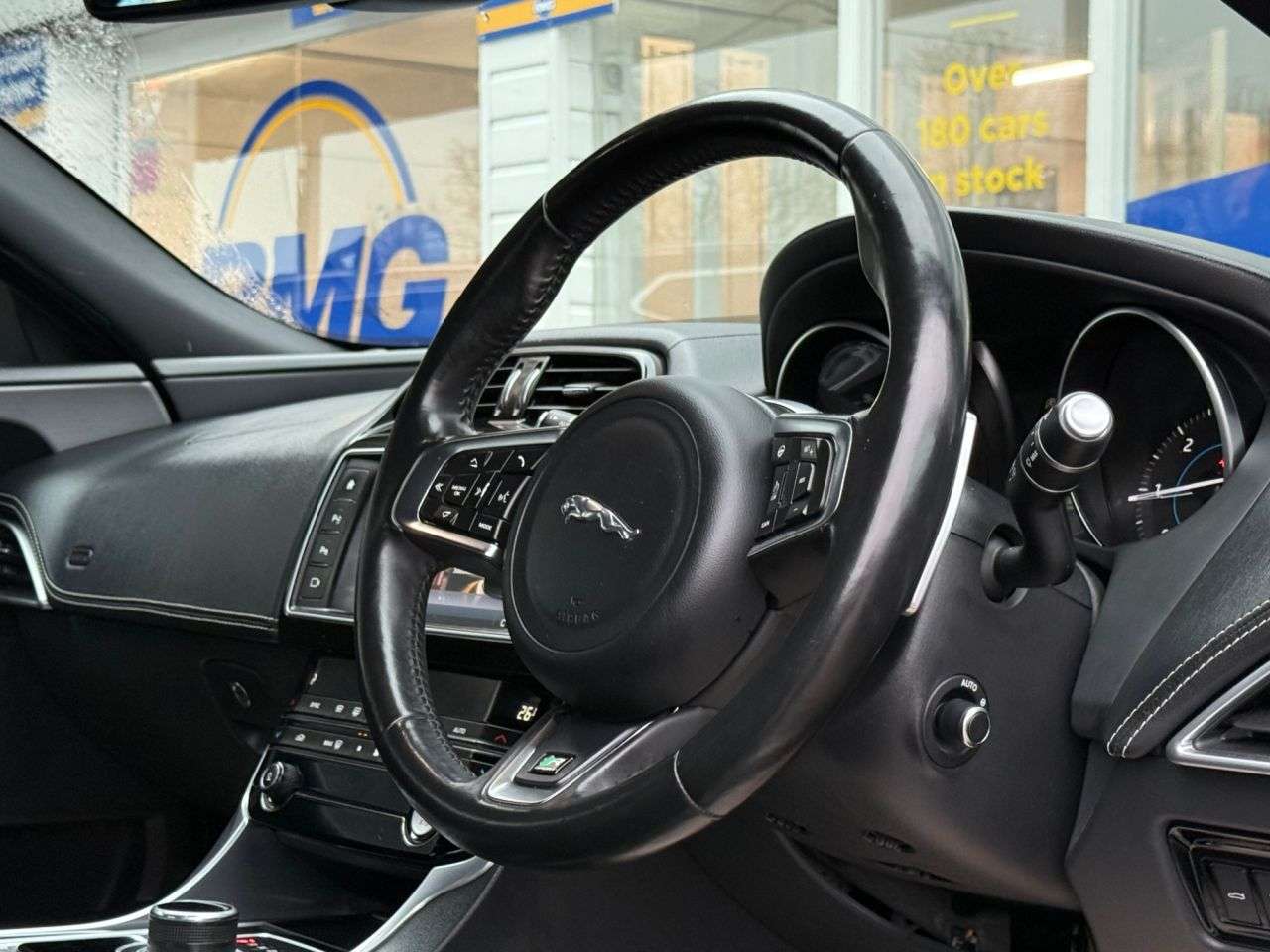 2017 JAGUAR XE 2017 JAGUAR XE