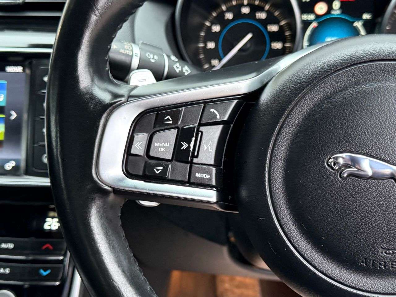 2017 JAGUAR XE 2017 JAGUAR XE