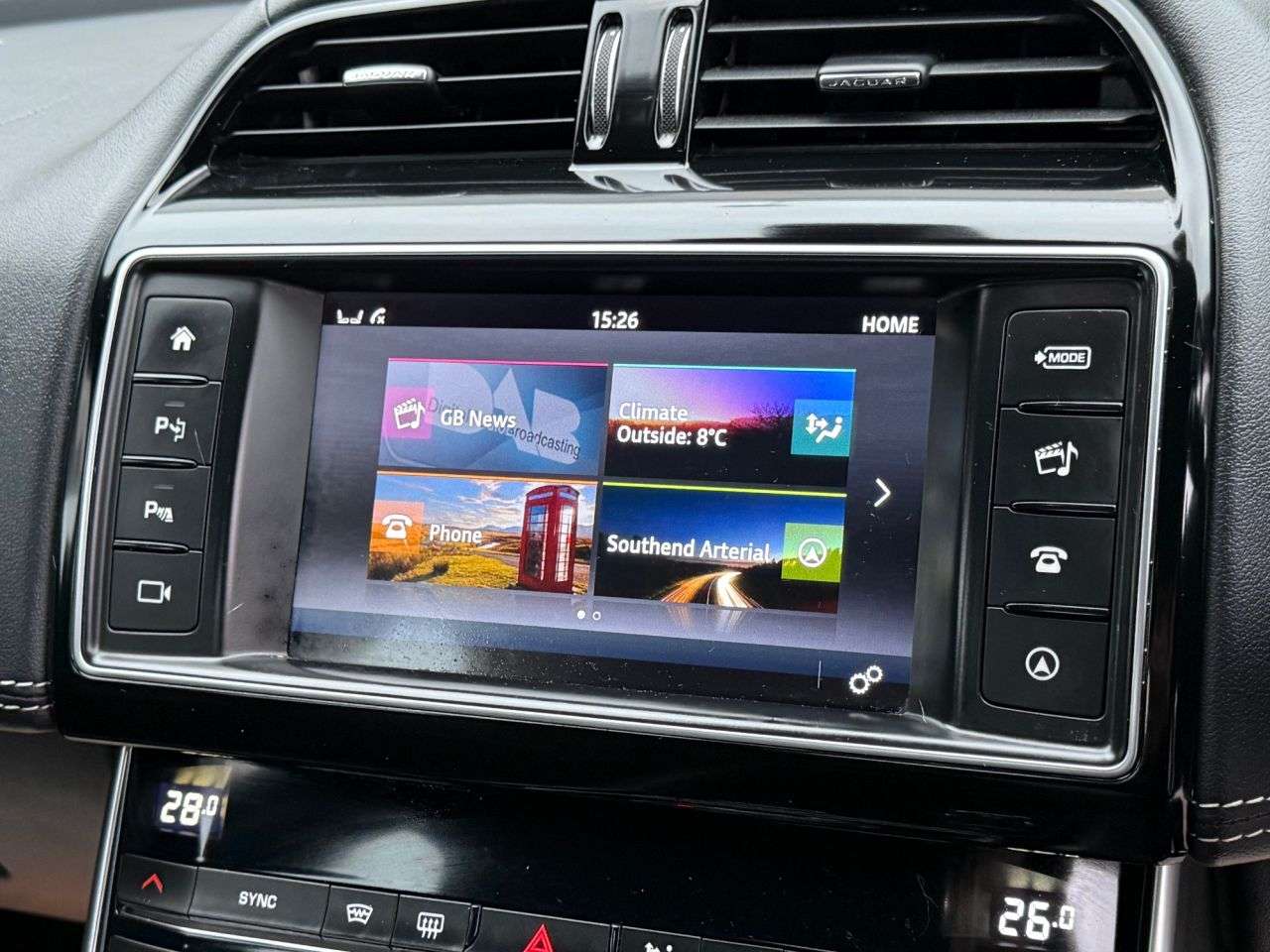 2017 JAGUAR XE 2017 JAGUAR XE