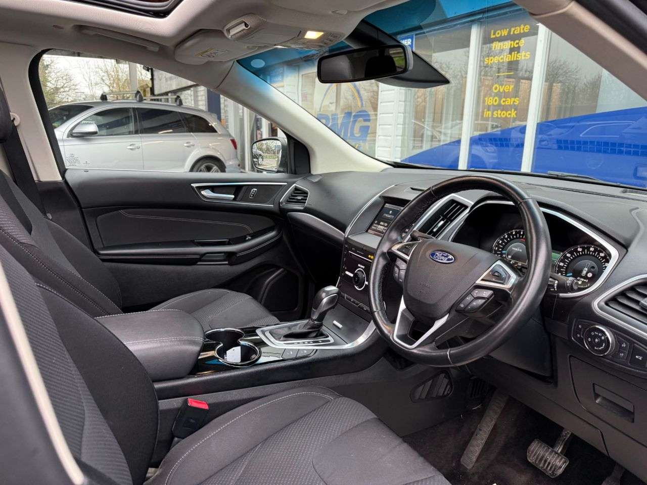 A 2017 FORD EDGE 2.0 TDCi Titanium SUV 5dr Diesel Powershift AWD Euro 6 (s/s) (210 ps) SAT-N A 2017 FORD EDGE 2.0 TDCi Titanium SUV 5dr Diesel Powershift AWD Euro 6 (s/s) (210 ps) SAT-N