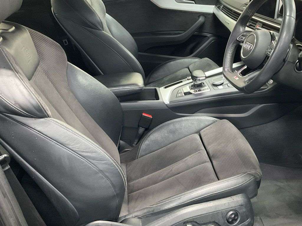 A 2018 AUDI A5 2.0 TFSI 45 S line Coupe 2dr Petrol S Tronic quattro Euro 6 (s/s) (245 ps) A 2018 AUDI A5 2.0 TFSI 45 S line Coupe 2dr Petrol S Tronic quattro Euro 6 (s/s) (245 ps)