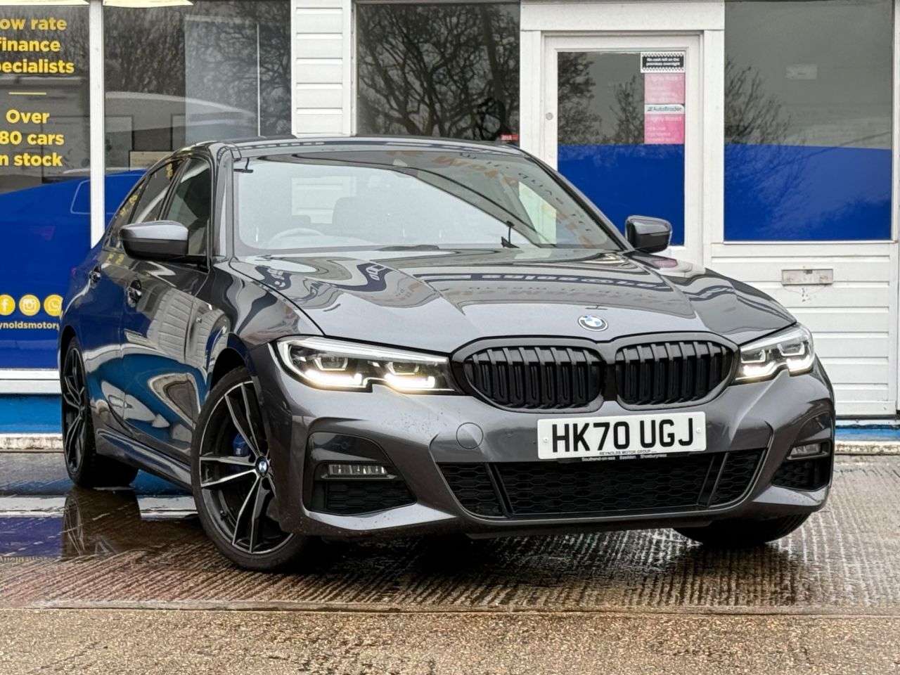 A 2020 BMW 3 SERIES 2.0 320i M Sport Saloon 4dr Petrol Auto Euro 6 (s/s) (184 ps) DIGITAL DISPL A 2020 BMW 3 SERIES 2.0 320i M Sport Saloon 4dr Petrol Auto Euro 6 (s/s) (184 ps) DIGITAL DISPL