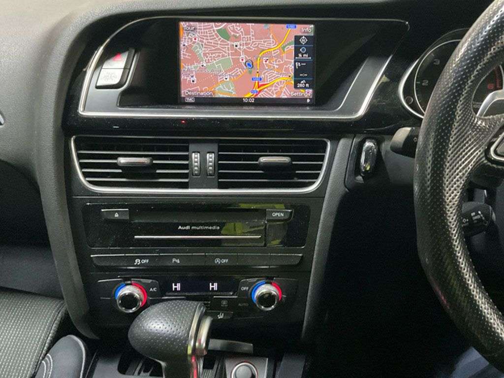 A 2015 AUDI A4 AVANT 2.0 TDI Black Edition Estate 5dr Diesel Multitronic Euro 6 (s/s) (Nav) (190 A 2015 AUDI A4 AVANT 2.0 TDI Black Edition Estate 5dr Diesel Multitronic Euro 6 (s/s) (Nav) (190