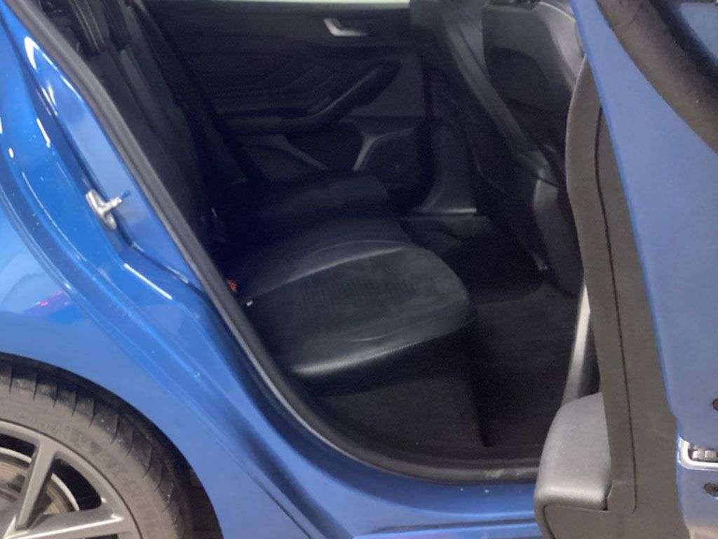 A 2020 FORD FOCUS 2.3T EcoBoost ST Hatchback 5dr Petrol Manual Euro 6 (s/s) (280 ps) HALF LEA A 2020 FORD FOCUS 2.3T EcoBoost ST Hatchback 5dr Petrol Manual Euro 6 (s/s) (280 ps) HALF LEA