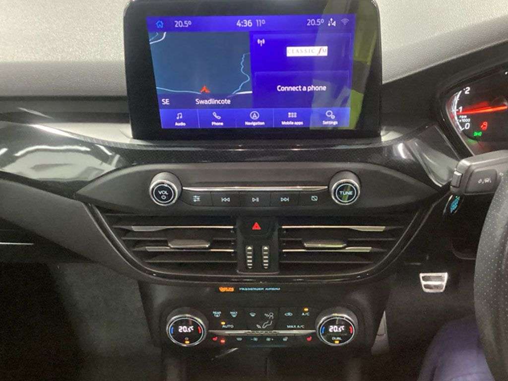 A 2020 FORD FOCUS 2.3T EcoBoost ST Hatchback 5dr Petrol Manual Euro 6 (s/s) (280 ps) HALF LEA A 2020 FORD FOCUS 2.3T EcoBoost ST Hatchback 5dr Petrol Manual Euro 6 (s/s) (280 ps) HALF LEA