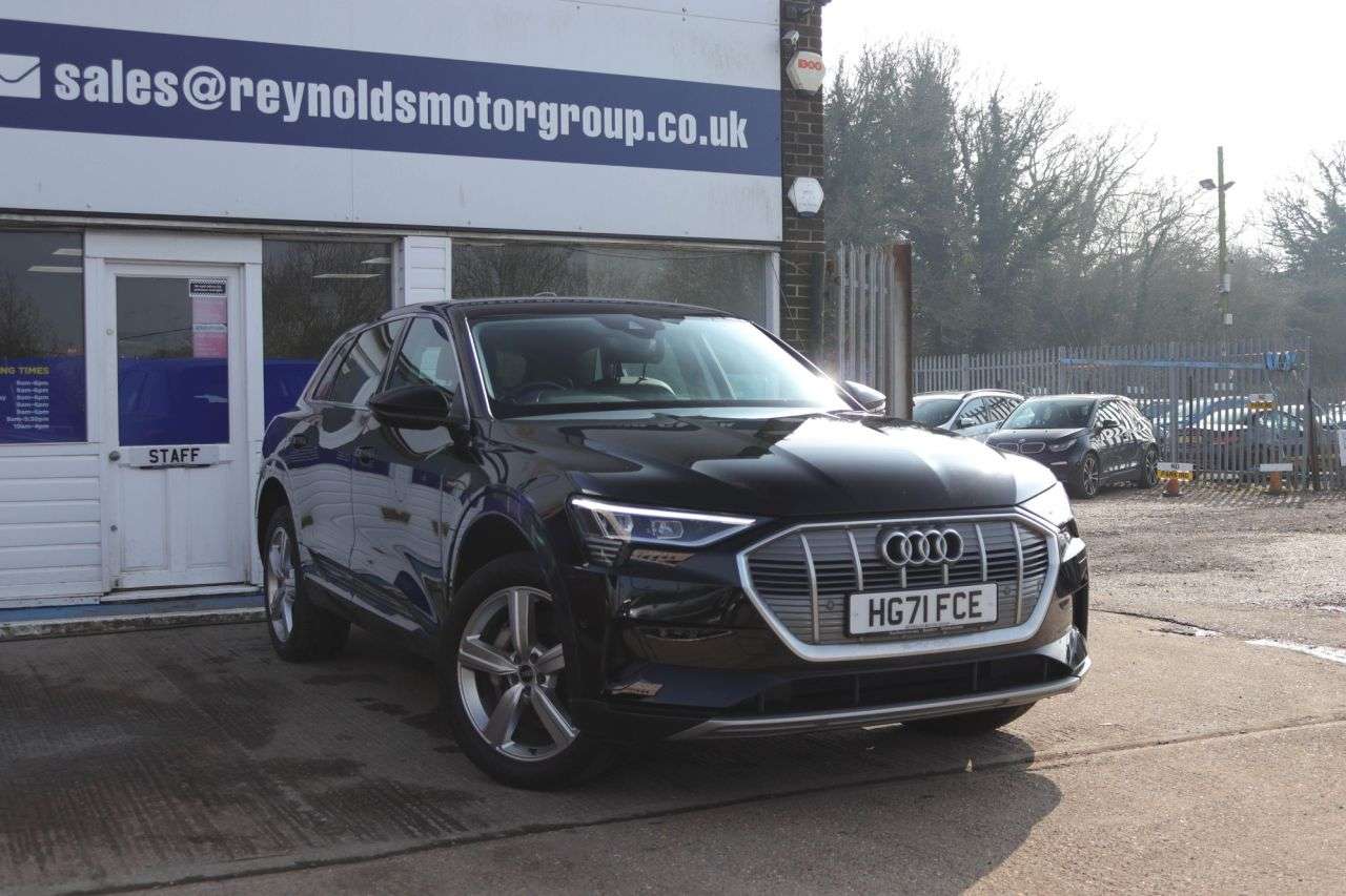 A 2021 AUDI E-TRON 50 Technik SUV 5dr Electric Auto quattro 71.2kWh (11kW Charger) (313 ps) GR A 2021 AUDI E-TRON 50 Technik SUV 5dr Electric Auto quattro 71.2kWh (11kW Charger) (313 ps) GR