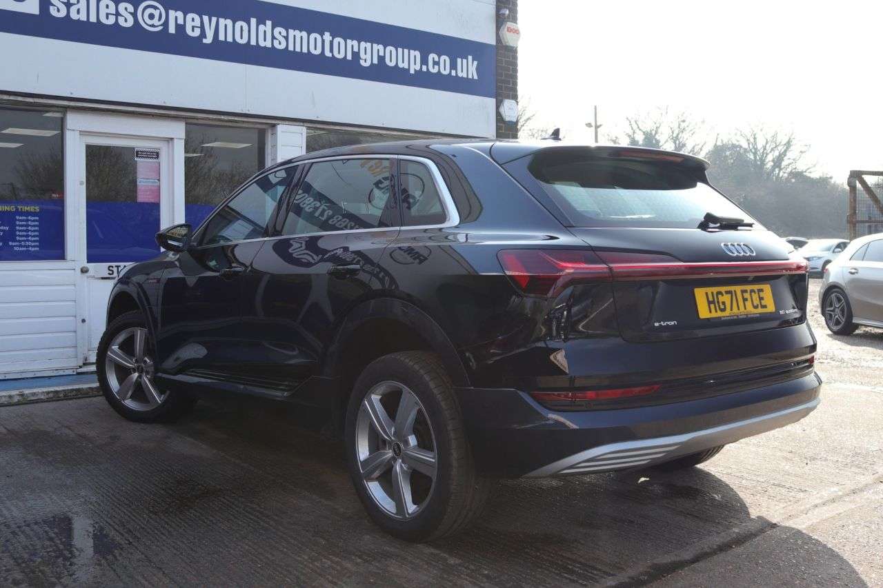 2021 AUDI E-TRON 2021 AUDI E-TRON