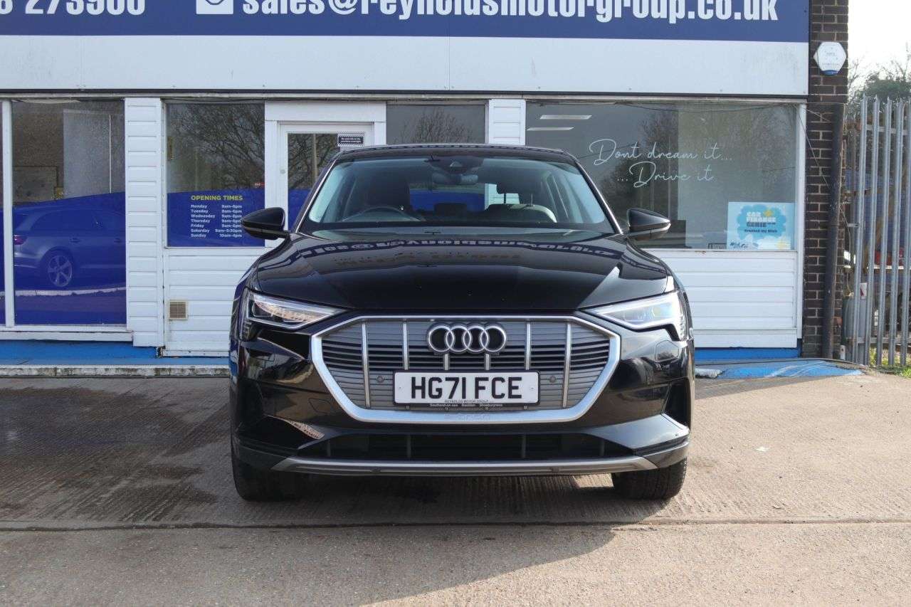 2021 AUDI E-TRON 2021 AUDI E-TRON