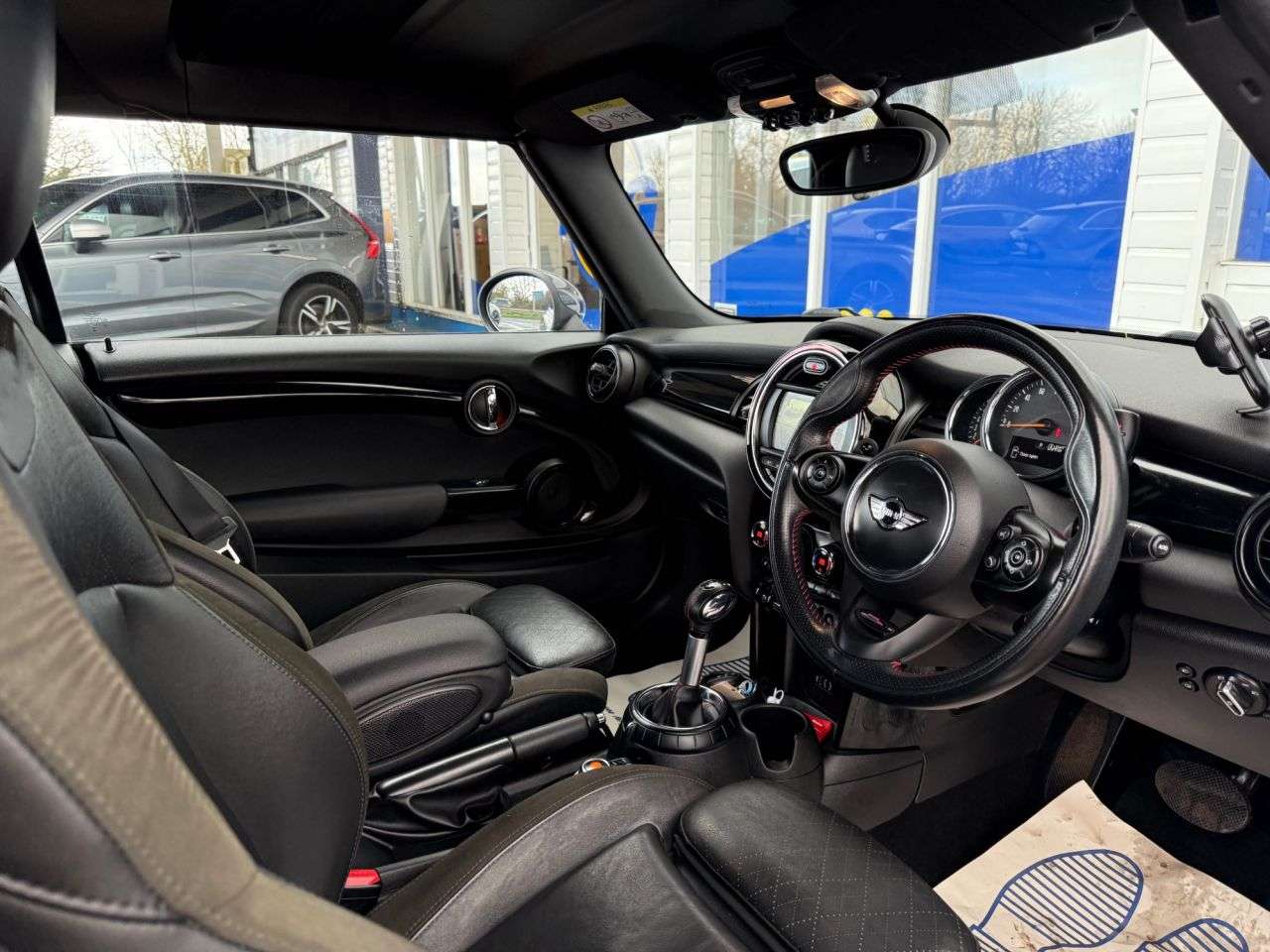 2017 MINI CONVERTIBLE 2017 MINI CONVERTIBLE