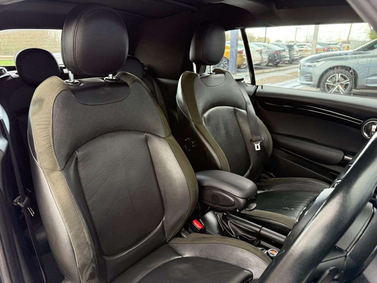 2017 MINI CONVERTIBLE 2017 MINI CONVERTIBLE