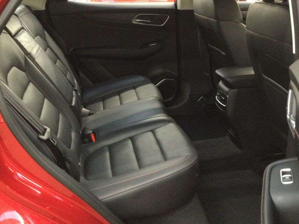 A 2023 MG MG HS 1.5 T-GDI 16.6kWh Excite SUV 5dr Petrol Plug-in Hybrid Auto Euro 6 (s/s) (2 A 2023 MG MG HS 1.5 T-GDI 16.6kWh Excite SUV 5dr Petrol Plug-in Hybrid Auto Euro 6 (s/s) (2