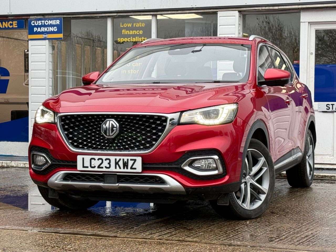 A 2023 MG MG HS 1.5 T-GDI 16.6kWh Excite SUV 5dr Petrol Plug-in Hybrid Auto Euro 6 (s/s) (2 A 2023 MG MG HS 1.5 T-GDI 16.6kWh Excite SUV 5dr Petrol Plug-in Hybrid Auto Euro 6 (s/s) (2