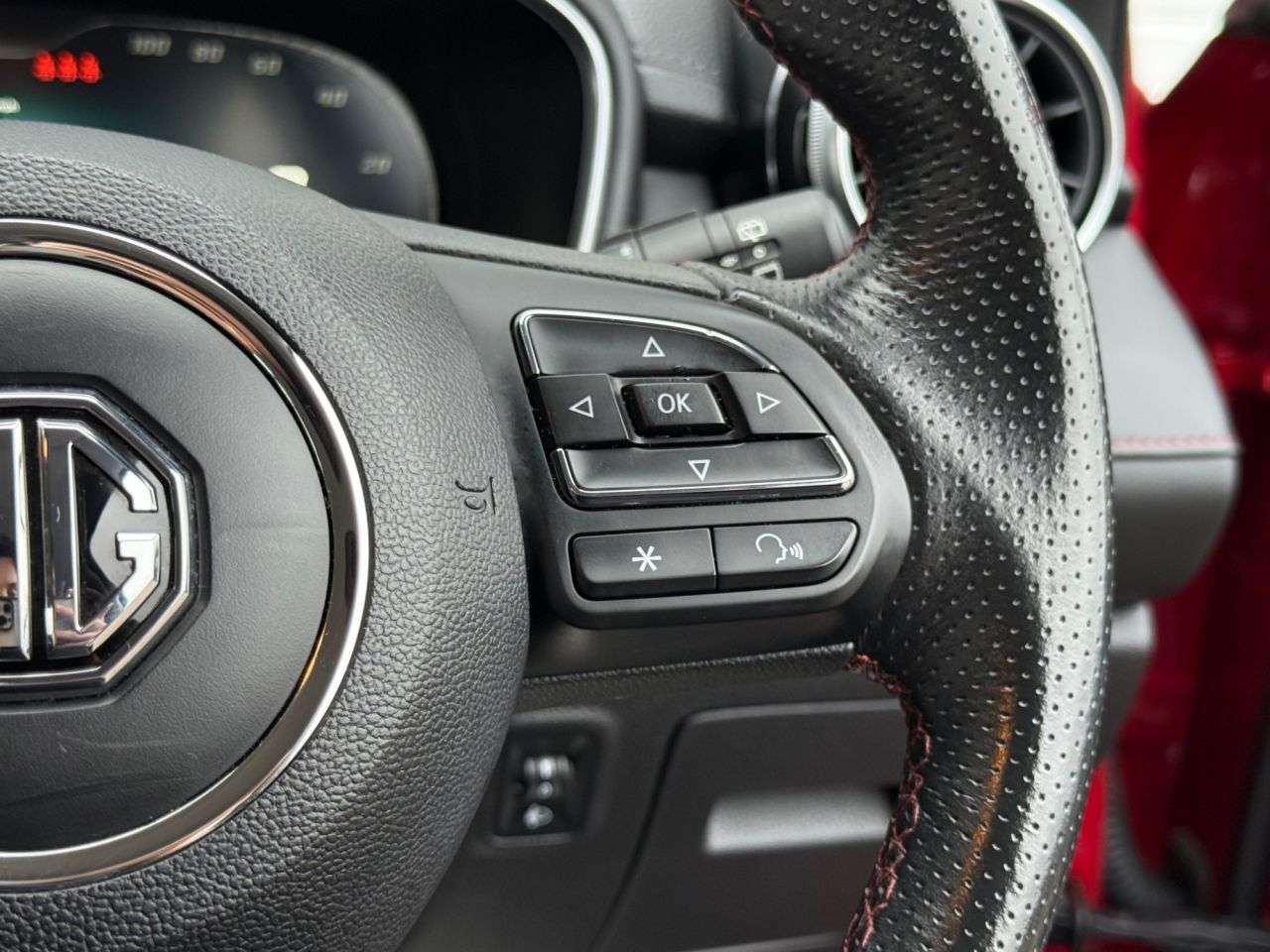 2023 MG MG HS 2023 MG MG HS