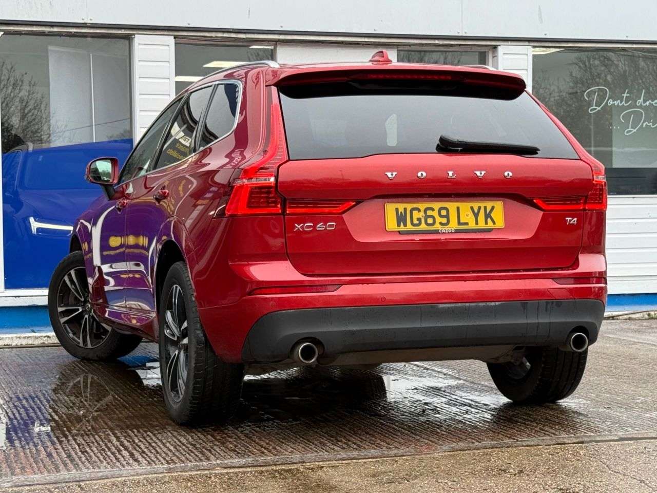 2019 VOLVO XC60 2019 VOLVO XC60