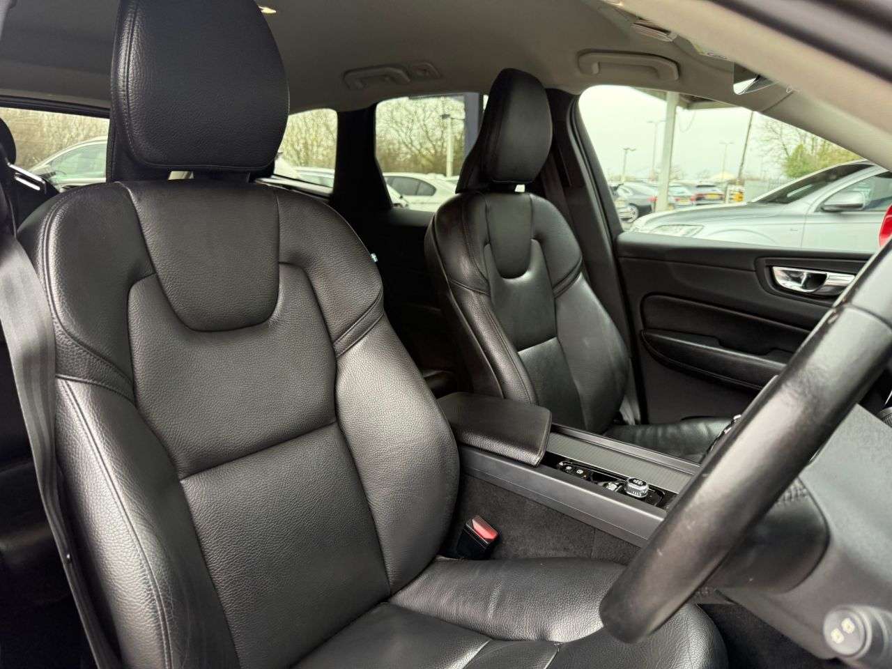 2019 VOLVO XC60 2019 VOLVO XC60