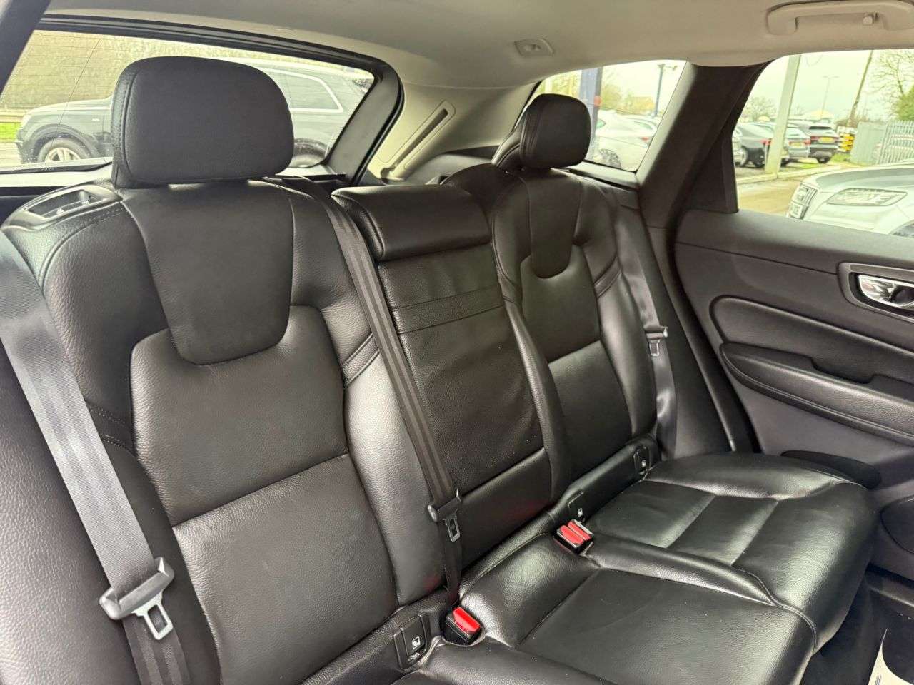 2019 VOLVO XC60 2019 VOLVO XC60