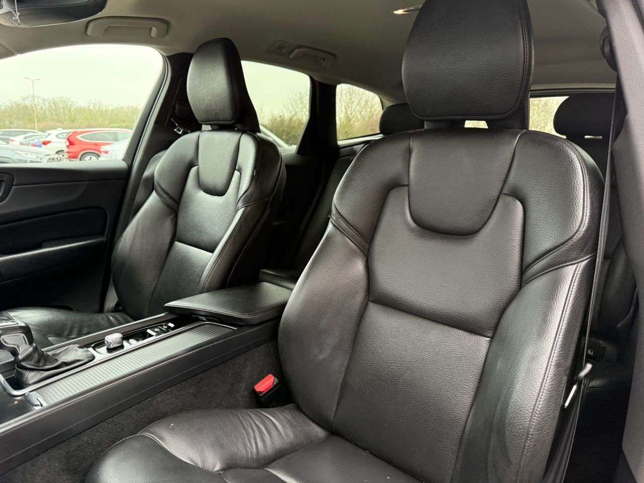 2019 VOLVO XC60 2019 VOLVO XC60