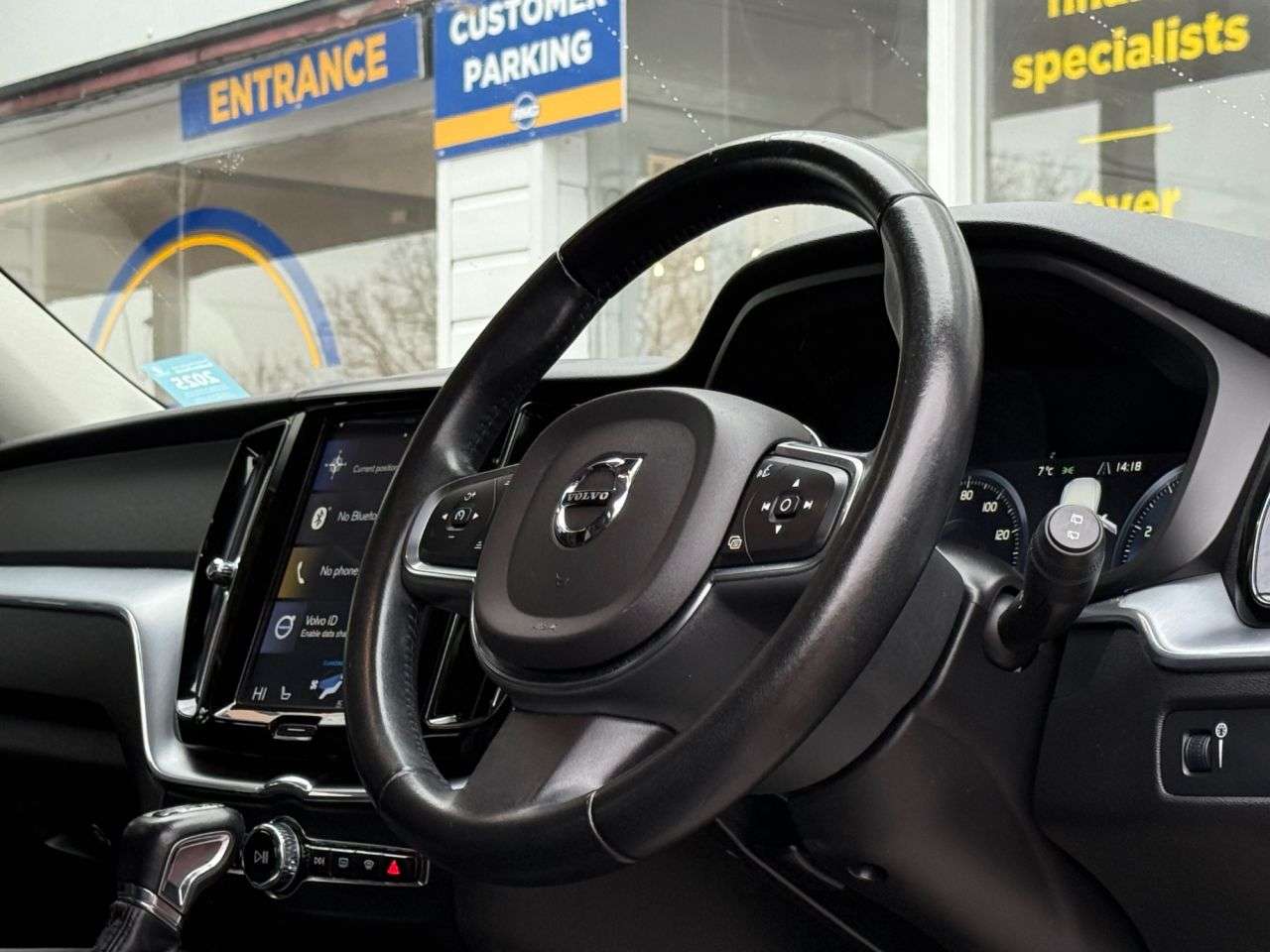 2019 VOLVO XC60 2019 VOLVO XC60