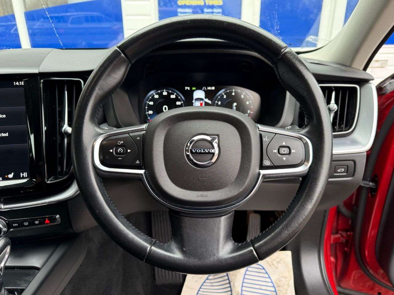 2019 VOLVO XC60 2019 VOLVO XC60