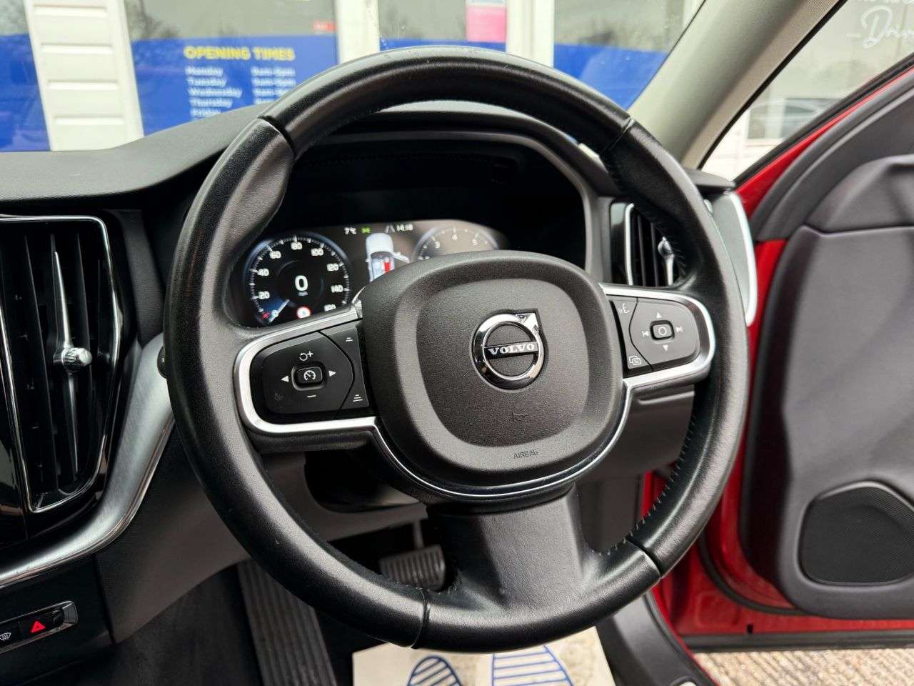 2019 VOLVO XC60 2019 VOLVO XC60