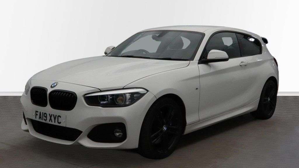 A 2019 BMW 1 SERIES 1.5 118i GPF M Sport Shadow Edition Hatchback 3dr Petrol Manual Euro 6 (s/s A 2019 BMW 1 SERIES 1.5 118i GPF M Sport Shadow Edition Hatchback 3dr Petrol Manual Euro 6 (s/s