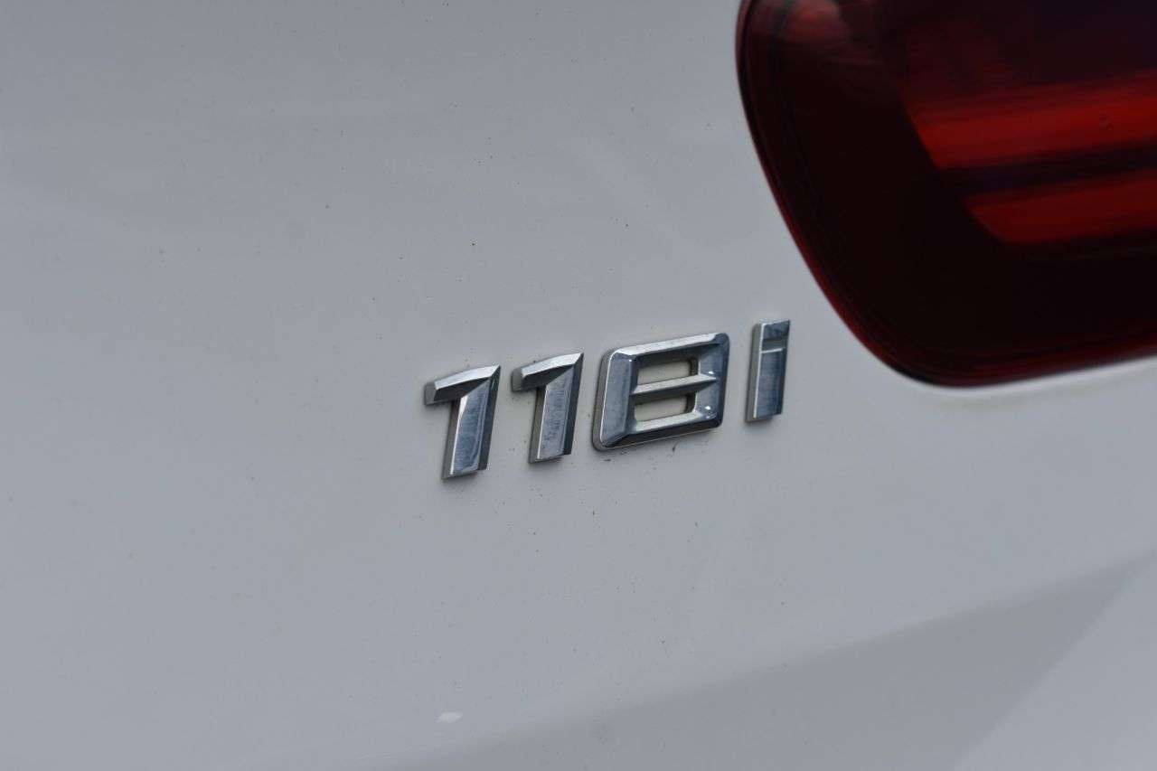 2019 BMW 1 SERIES 2019 BMW 1 SERIES