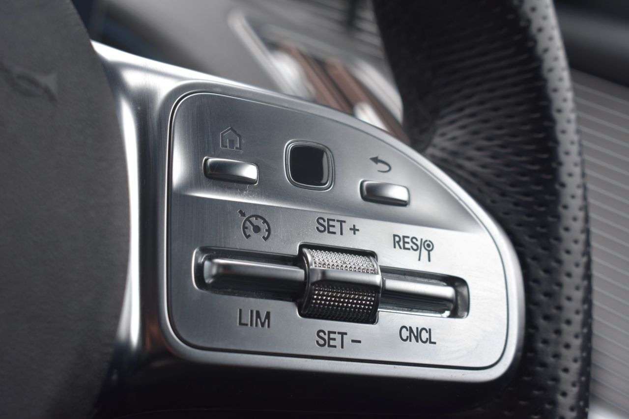 2020 MERCEDES EQC 2020 MERCEDES EQC