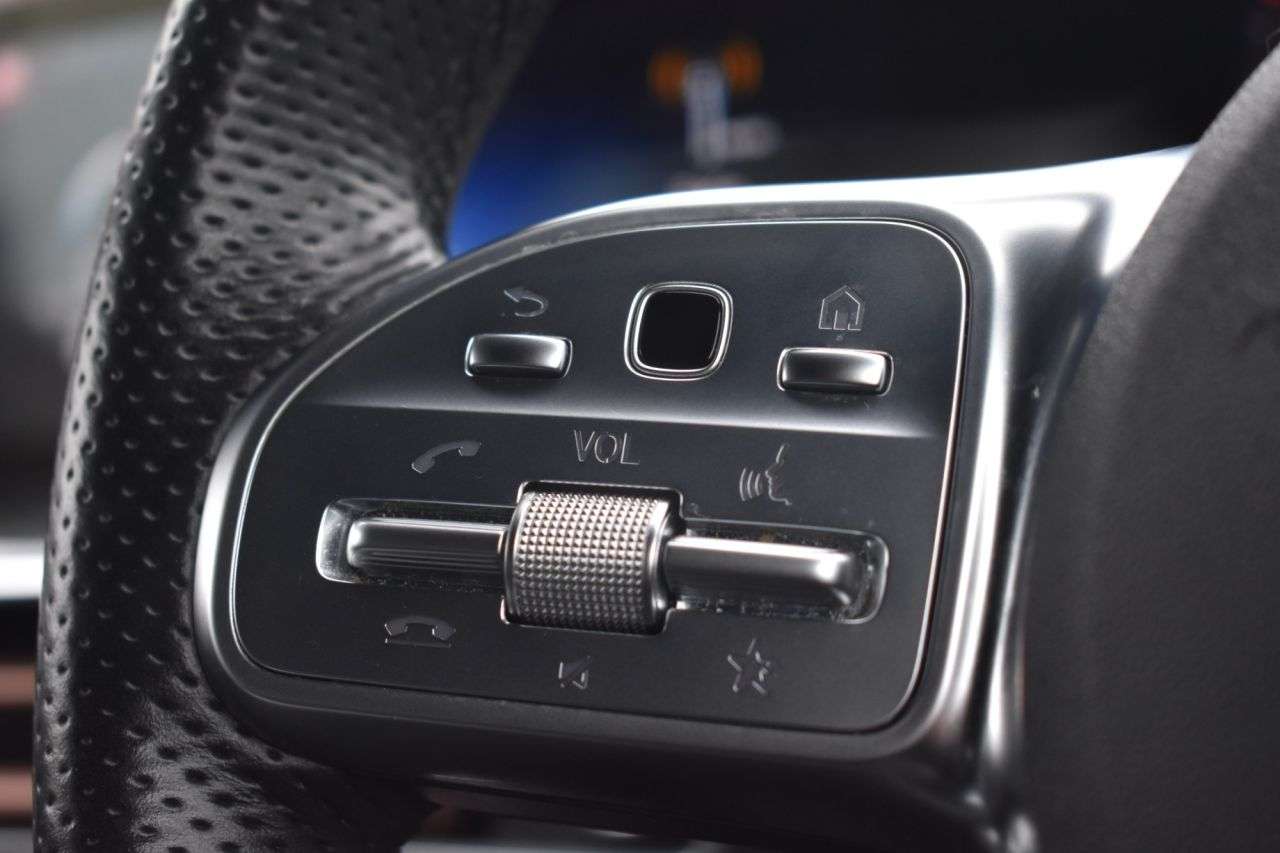 2020 MERCEDES EQC 2020 MERCEDES EQC