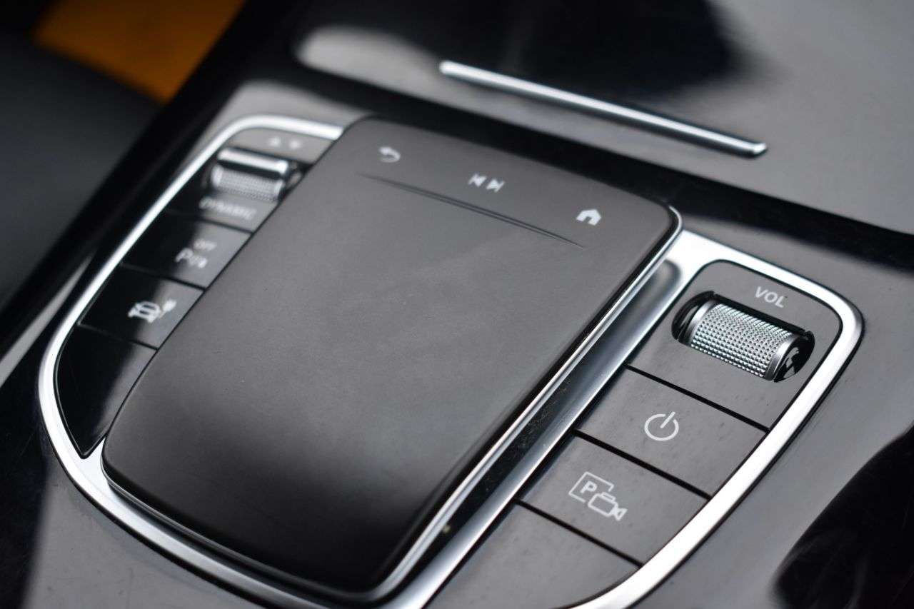 2020 MERCEDES EQC 2020 MERCEDES EQC