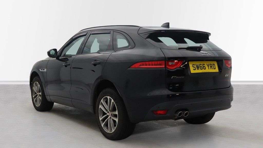 2017 JAGUAR F-PACE 2017 JAGUAR F-PACE