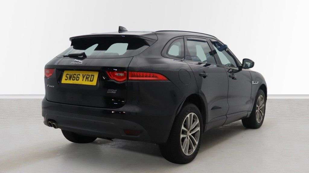 2017 JAGUAR F-PACE 2017 JAGUAR F-PACE