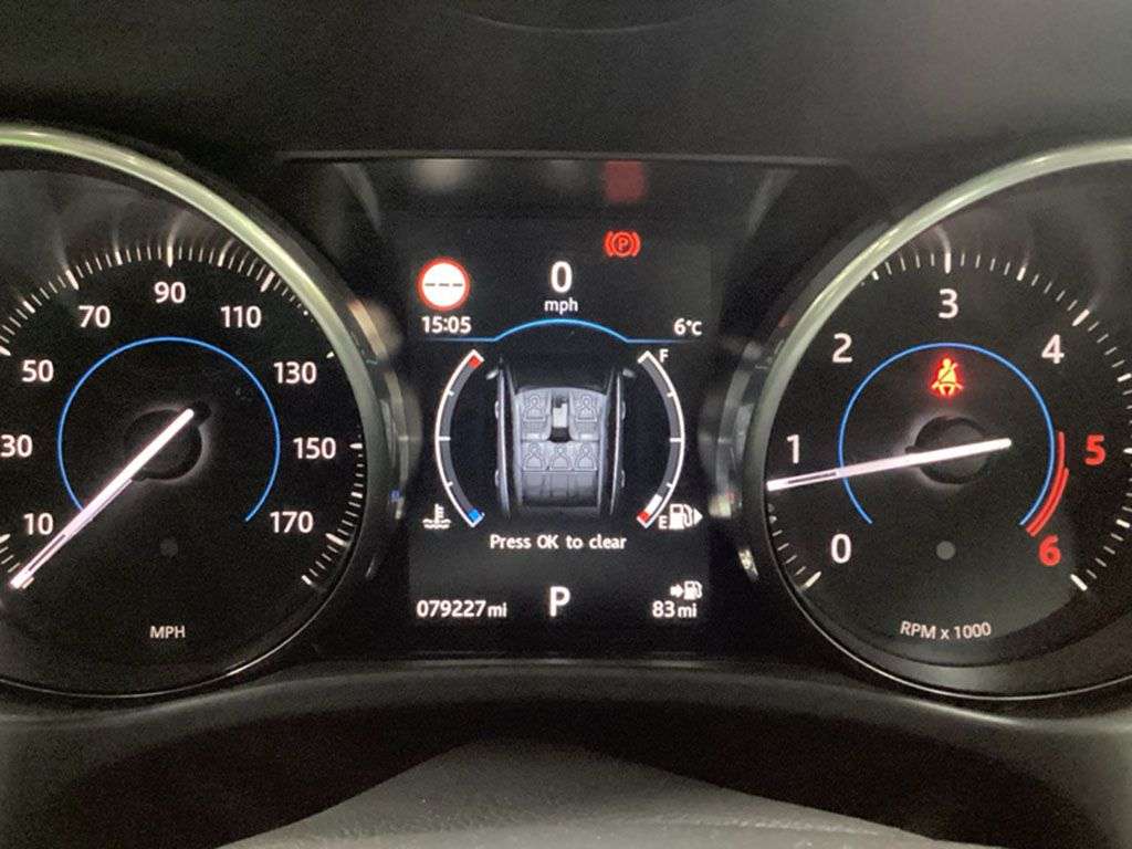 2017 JAGUAR F-PACE 2017 JAGUAR F-PACE