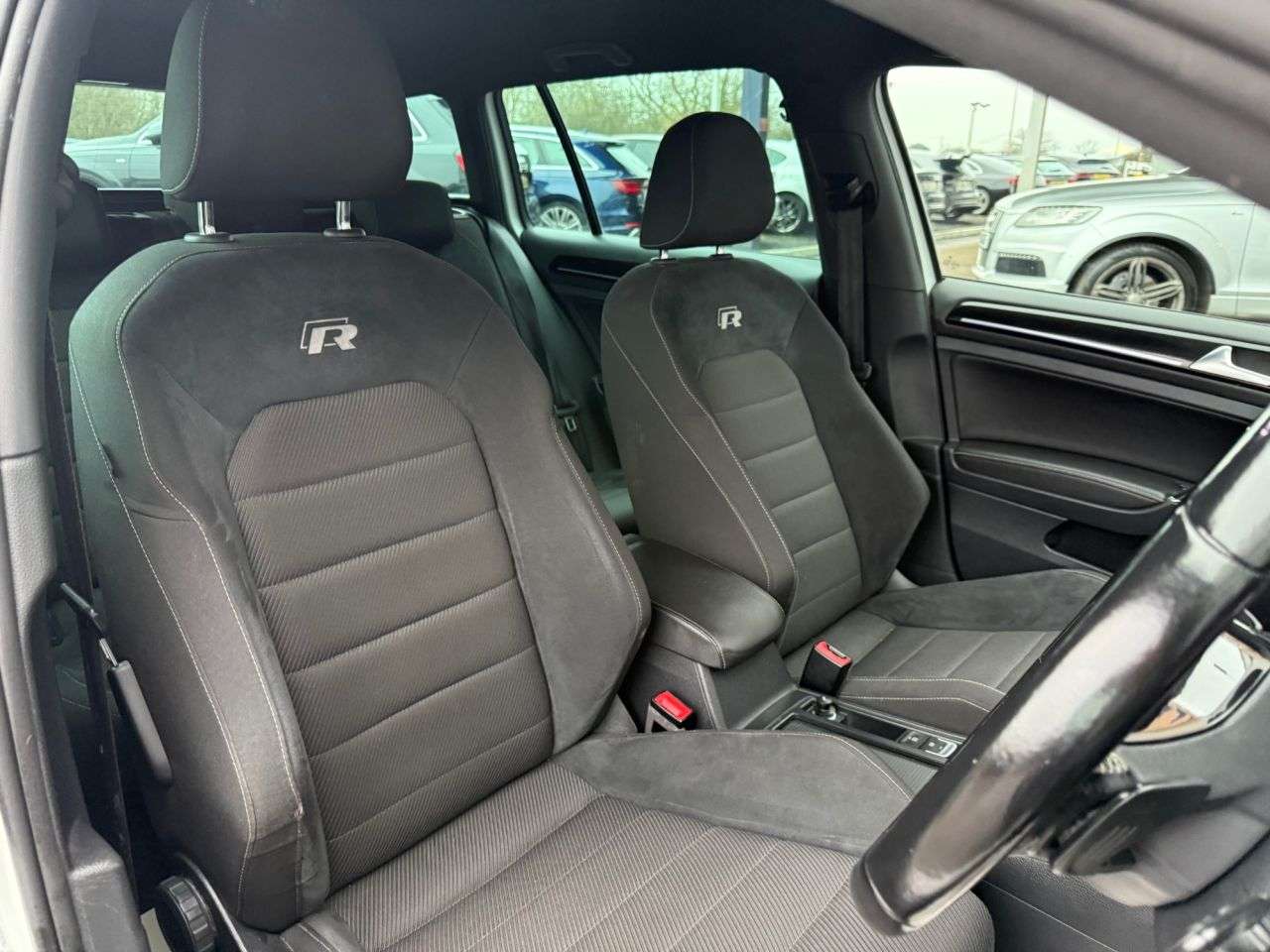 2017 VOLKSWAGEN GOLF 2017 VOLKSWAGEN GOLF