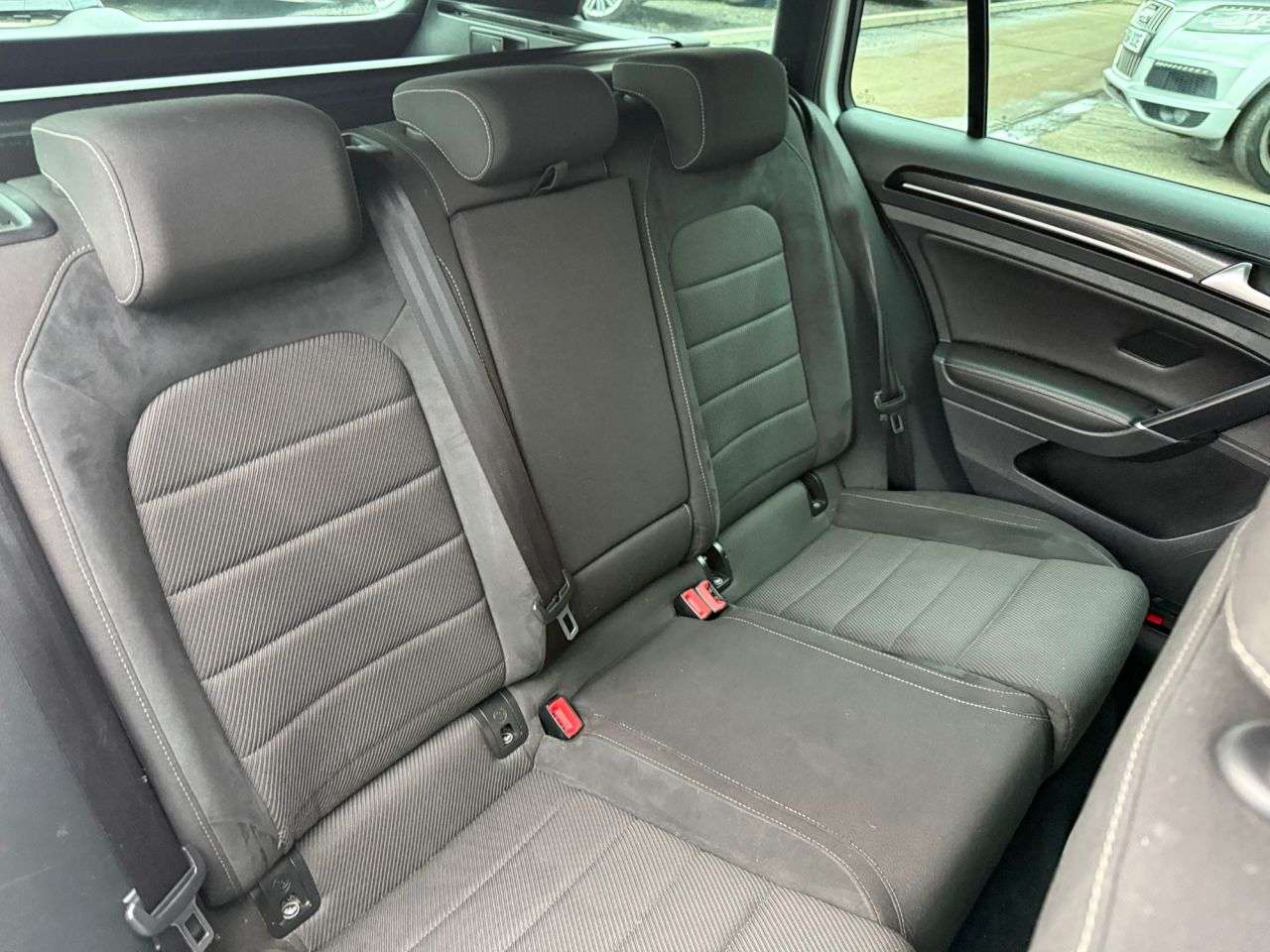 2017 VOLKSWAGEN GOLF 2017 VOLKSWAGEN GOLF