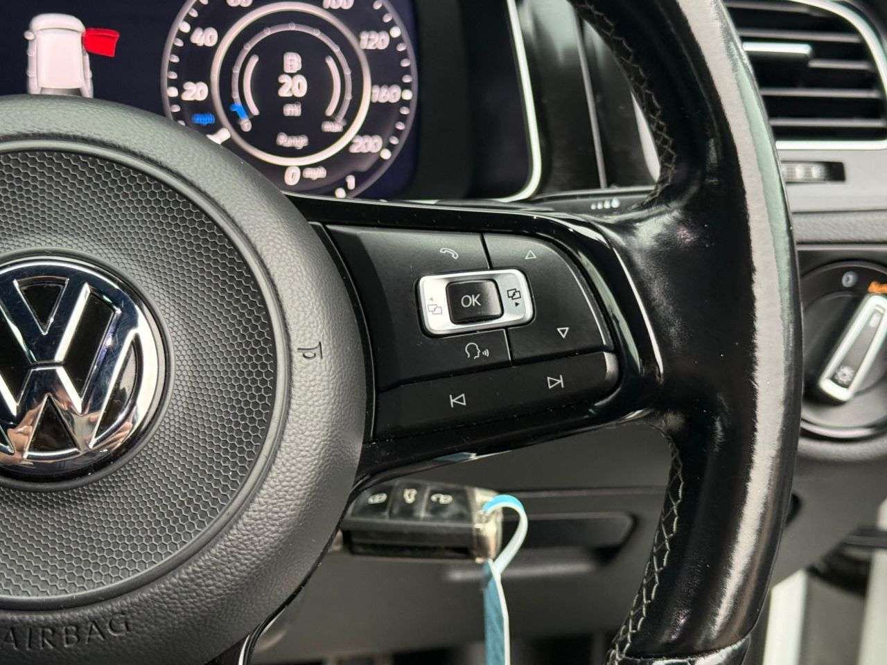 2017 VOLKSWAGEN GOLF 2017 VOLKSWAGEN GOLF