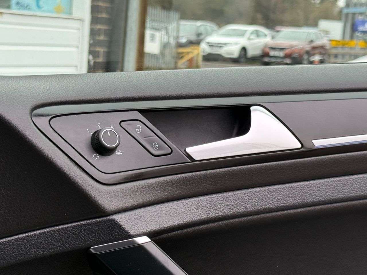 2017 VOLKSWAGEN GOLF 2017 VOLKSWAGEN GOLF