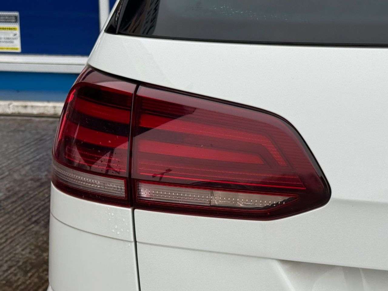 2017 VOLKSWAGEN GOLF 2017 VOLKSWAGEN GOLF