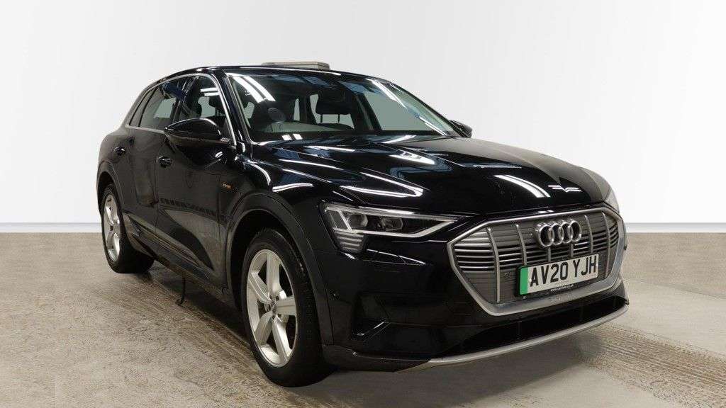 A 2020 AUDI E-TRON 50 Technik SUV 5dr Electric Auto quattro 71.2kWh (313 ps) 20" ALLOYS A 2020 AUDI E-TRON 50 Technik SUV 5dr Electric Auto quattro 71.2kWh (313 ps) 20" ALLOYS