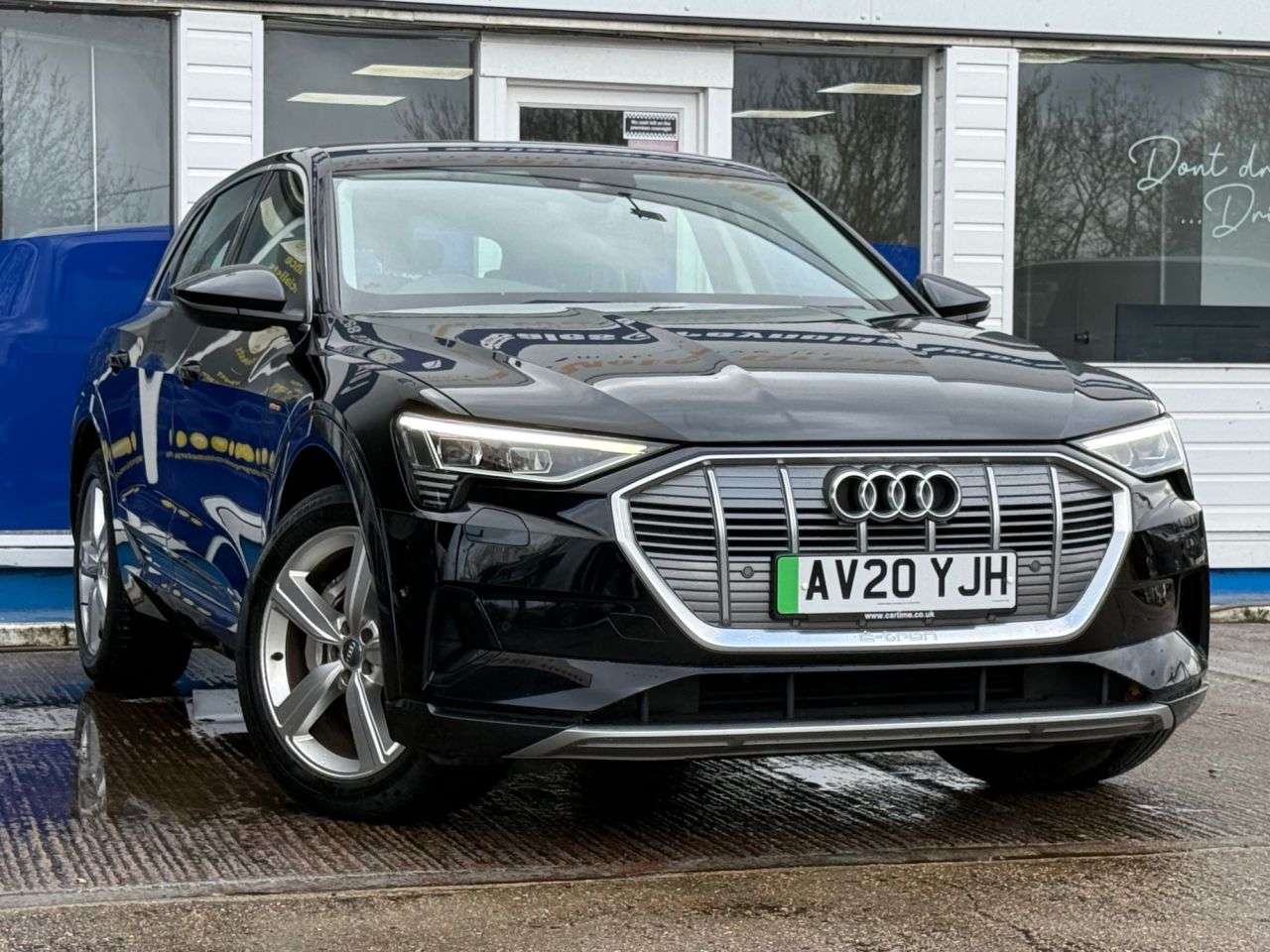 A 2020 AUDI E-TRON 50 Technik SUV 5dr Electric Auto quattro 71.2kWh (313 ps) MEMORY SEATS / AP A 2020 AUDI E-TRON 50 Technik SUV 5dr Electric Auto quattro 71.2kWh (313 ps) MEMORY SEATS / AP