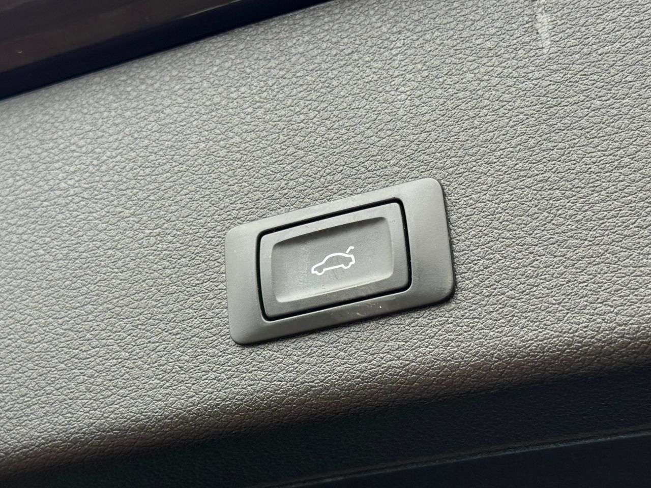 2020 AUDI E-TRON 2020 AUDI E-TRON