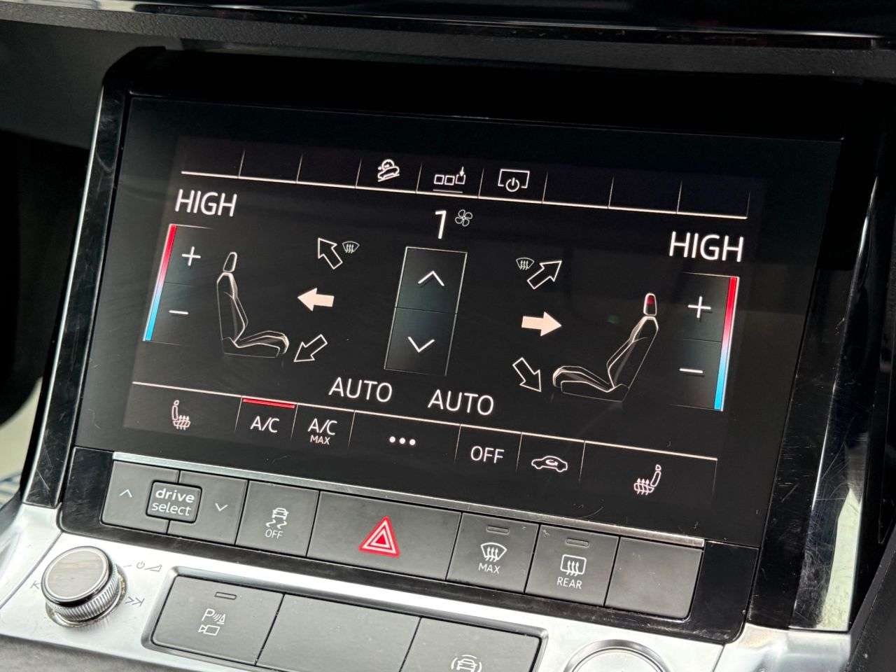 2020 AUDI E-TRON 2020 AUDI E-TRON