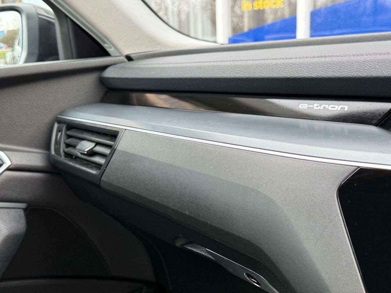 2020 AUDI E-TRON 2020 AUDI E-TRON