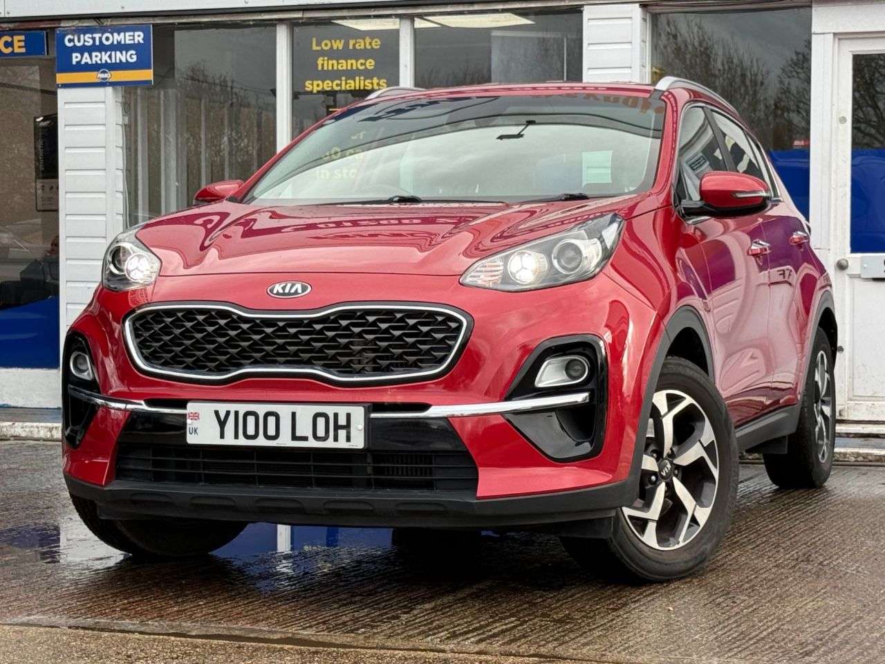 A 2019 KIA SPORTAGE 1.6 CRDi EcoDynamics+ 2 SUV 5dr Diesel Hybrid DCT Euro 6 (s/s) (134 bhp) A 2019 KIA SPORTAGE 1.6 CRDi EcoDynamics+ 2 SUV 5dr Diesel Hybrid DCT Euro 6 (s/s) (134 bhp)