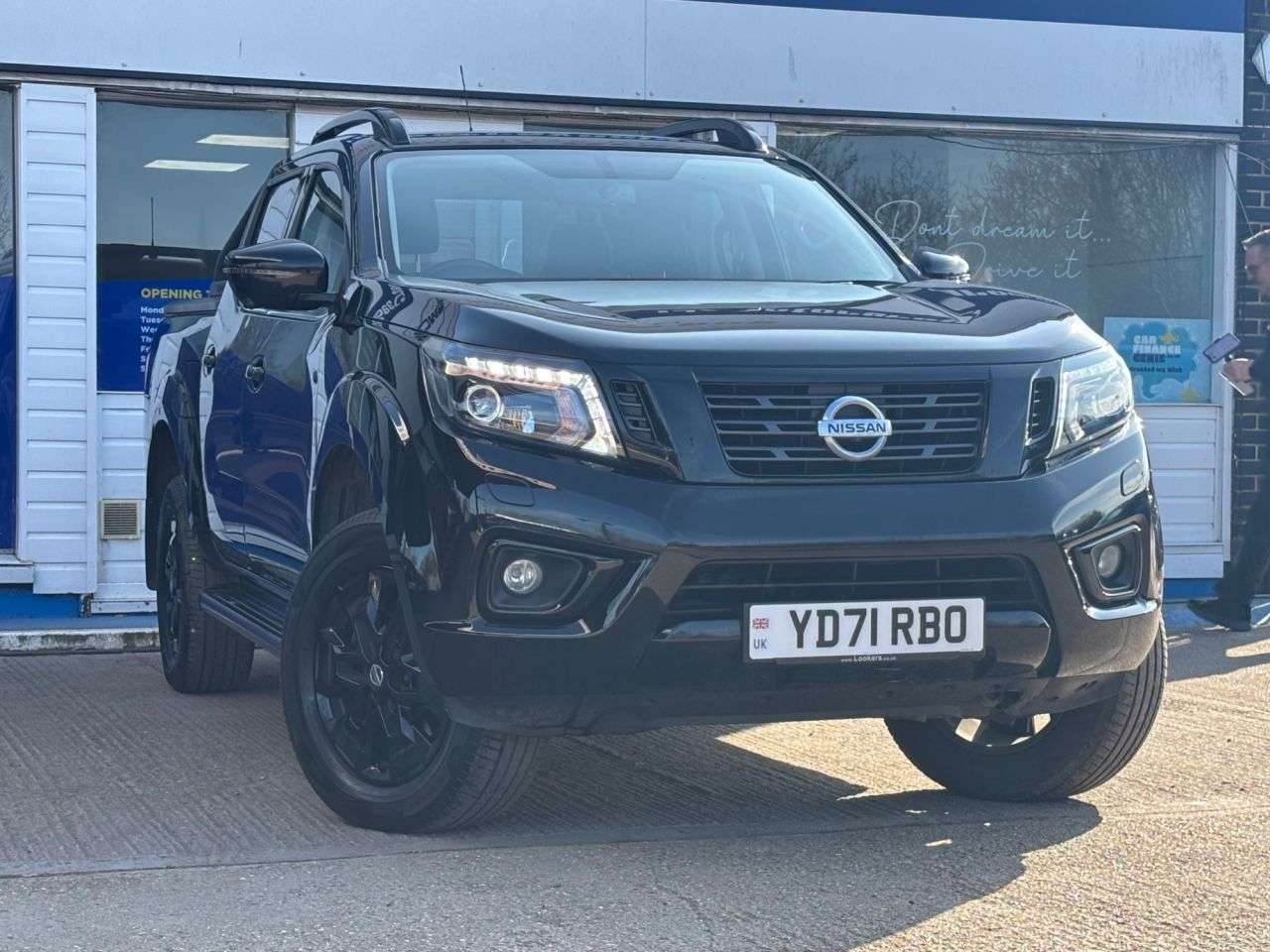 A 2021 NISSAN NAVARA 2.3 dCi N-Guard Pickup Double Cab 4dr Diesel Auto 4WD Euro 6 (190 ps) HEATE A 2021 NISSAN NAVARA 2.3 dCi N-Guard Pickup Double Cab 4dr Diesel Auto 4WD Euro 6 (190 ps) HEATE