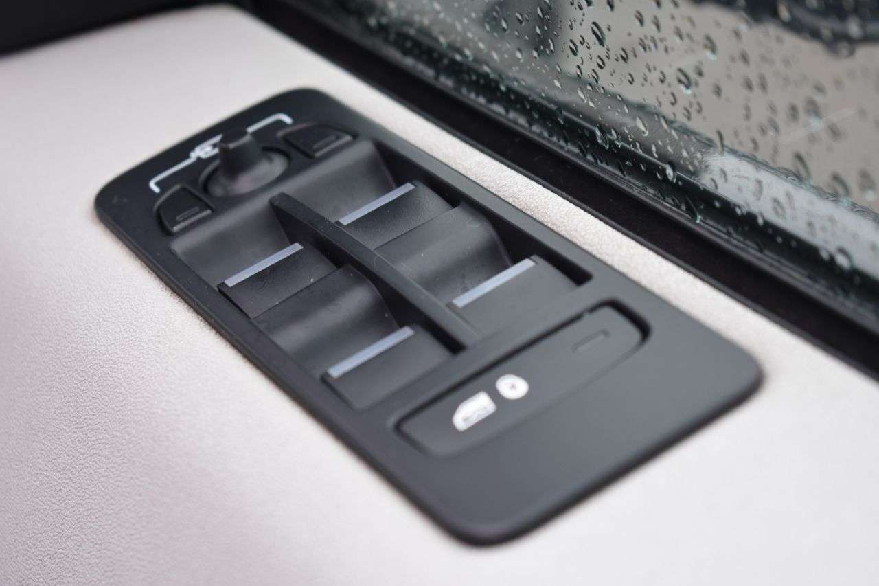 2018 LAND ROVER DISCOVERY SPORT 2018 LAND ROVER DISCOVERY SPORT